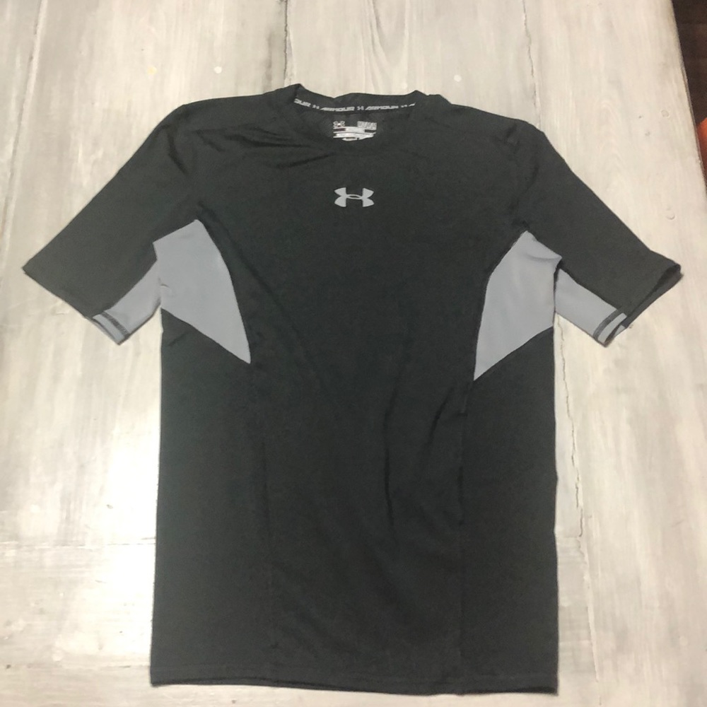 Under Armour compression short sleeve shirt